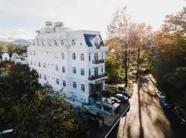 BEU Hotel Center
