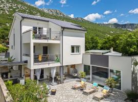 Villa Manea, hotel in Tribalj