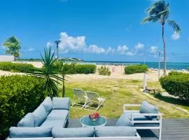 Côté Mer Wonderfull 2 bedrooms beachfront Nettle bay Beach Club