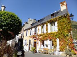 Hôtel Les Templiers – hotel w mieście Luz-Saint-Sauveur