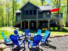 Pet-Friendly Lakeside Cabin Ideal for a Family Getaway in Wisconsin