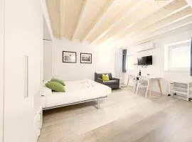 ApartmentsArena - Zini Studios