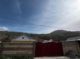Tian Shan Sky House, khách sạn ở Naryn
