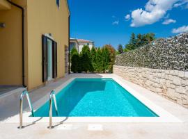 Casa Colibri, Hotel in Brtonigla