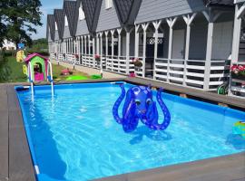 Domki Nadmorska Oaza, Hotel in Sarbinowo