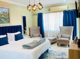 Henry George Hotel