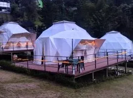 La Quinta Dimensión Glamping