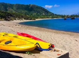 Villa al mare Baia Emiri Mazzaforno Cefalù