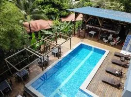 Bamboo Lodge