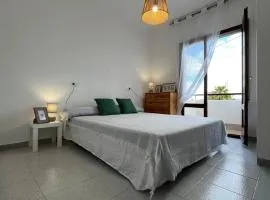 Apartamento costa norte con Jardín