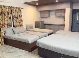 City home-SGH, ξενοδοχείο σε Mysore