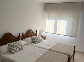 AB Raxó -Piscina comunitaria-, hotel en Raxó