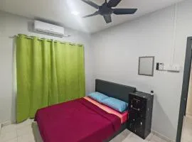 MixxHome Seremban 2, One Queen Bed, Share Bathroom