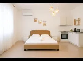 Marina studio