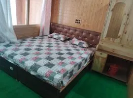 VNS Homestay Chitkul By Soma Stays