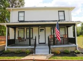 1939 Four Bed Rustic Escape by Casino