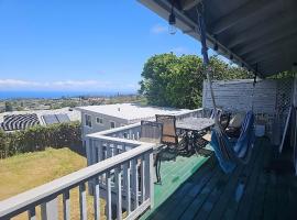 Upcountry Maui Hideaway with Stunning Mountain Views, hotel di Makawao