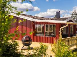 L&aring;ngr&ouml;sta; Ruime blokhut grenzend aan bos, chal&eacute; alpino em Hagfors