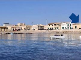Il cortile sul mare, hotel v destinaci Calabernardo