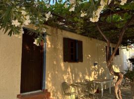 Αthena apartments, hotel v destinaci Kefalos