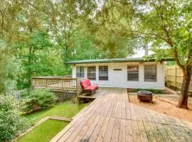 Waterfront Cabin with Private Dock on Lake Hartwell!