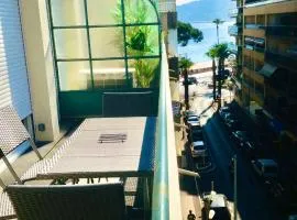 Studio Juan les pins avec terrasse