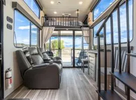Coyote Moon Lodge Tiny Home near Zion National Park