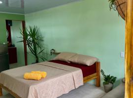 Pura Vida Estudio, hotel v destinaci Puerto Jiménez