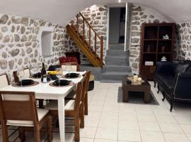 Lithos Areopoli Traditional House, villa in Areopolis