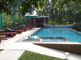 Garcinia Leaf, hotel in Hikkaduwa