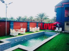 Emmachri Hotel and Suites, hotel 