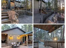 The Perfect Pair, Cozy Cottage Lakeside & Hillside Hangout for Large Groups