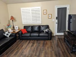 Beautiful Large Residential Home, hotel v destinaci Layton