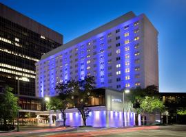 The Whitehall Houston, hotel en Centro de Houston, Houston