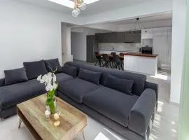 Rhodes Central Flat