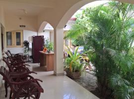 Sea joy Negombo، فندق شاطئي في Nikawatawana