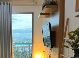Springwood Residences by Kakarama Room, Hotel in Warungmangga