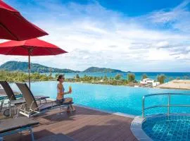 Beachfront and Deluxe Pool Access Patong Phuket