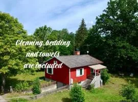 Vacation villa with fenced yard