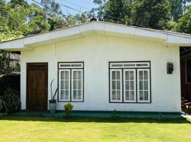 Bloom house homestay, ξενοδοχείο σε Nikawatawana