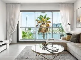 Marina Waterfront Haven by Sea N Rent