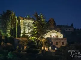 15th century castle, between 5 Terre and Portofino