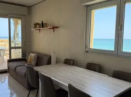 SE176 - Senigallia, trilocale con meravigliosa vista sul mare