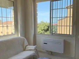 VILLA PROCHE de la PLAGE, VUE MER avec PARKING