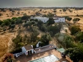 Vila Bita Agroturismo, aparthotel en Almodôvar