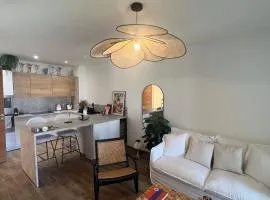 Appartement neuf, proche des plages et centre ville