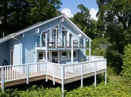 The Bluebell - Luxury Lodge with Hot Tub