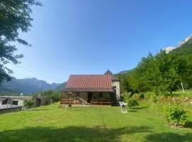 Villa KRONI
