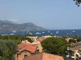 Magnifique villa pieds dans l eau Saint Jean Cap Ferrat