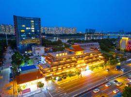 Shengyu Hotel, hotel v destinaci Tung-kuan
